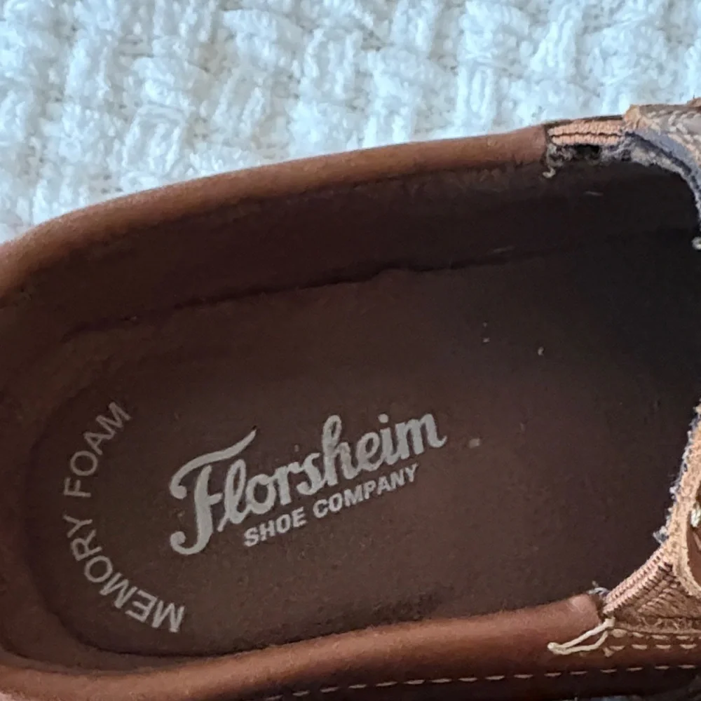 Florsheim Kids' Jasper Jr Venetian Loafers Brown/Tan Leather Gently Loved 11 1/2